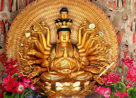 南无观世音菩萨 念彼观音力 刀寻段段坏